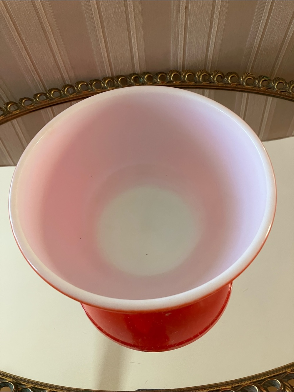 Vintage Pyrex Primary 1 Quart Red Nesting Bowl - Picture 2 of 9